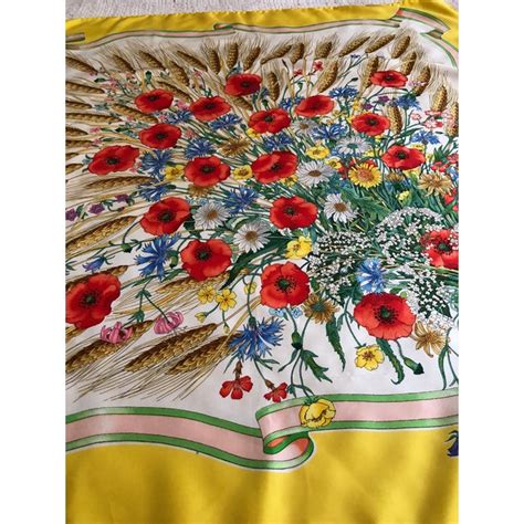 abito gucci spighe fiordalisi accornero|Gucci Accornero Scarf .